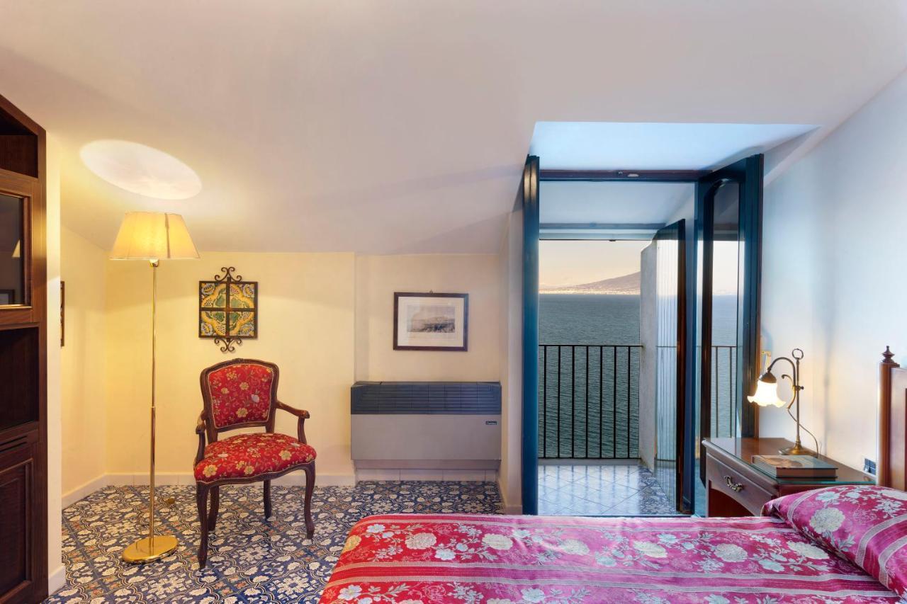 Hotel La Tonnarella Sorrento Luaran gambar