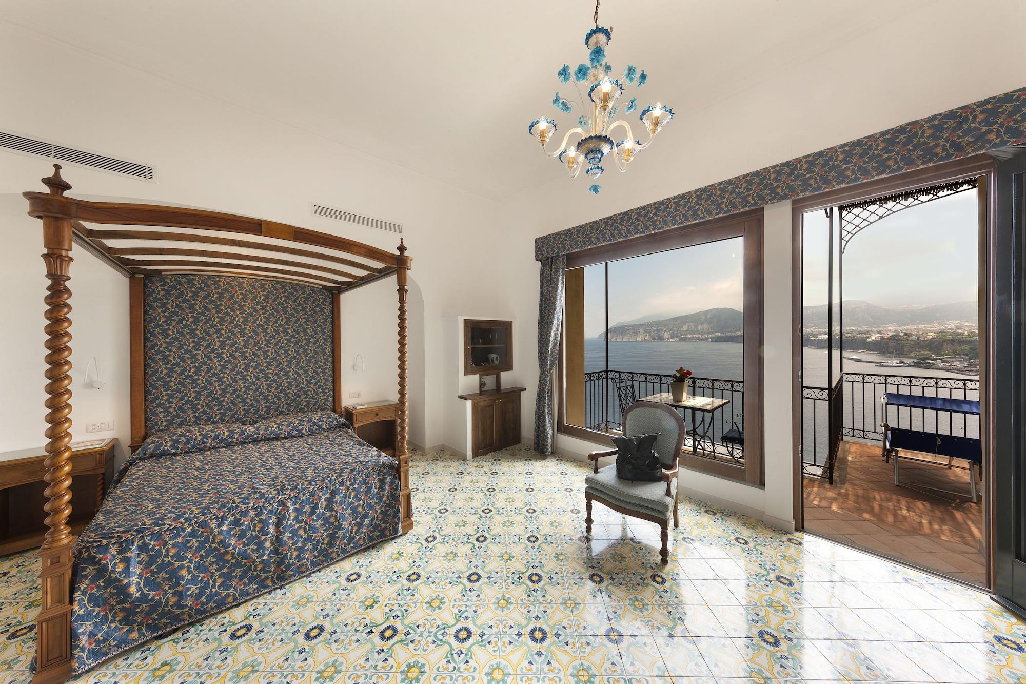 Hotel La Tonnarella Sorrento Luaran gambar