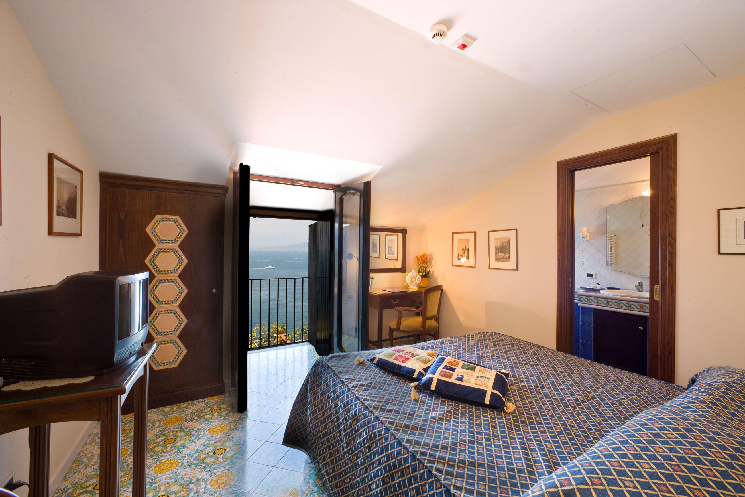 Hotel La Tonnarella Sorrento Luaran gambar